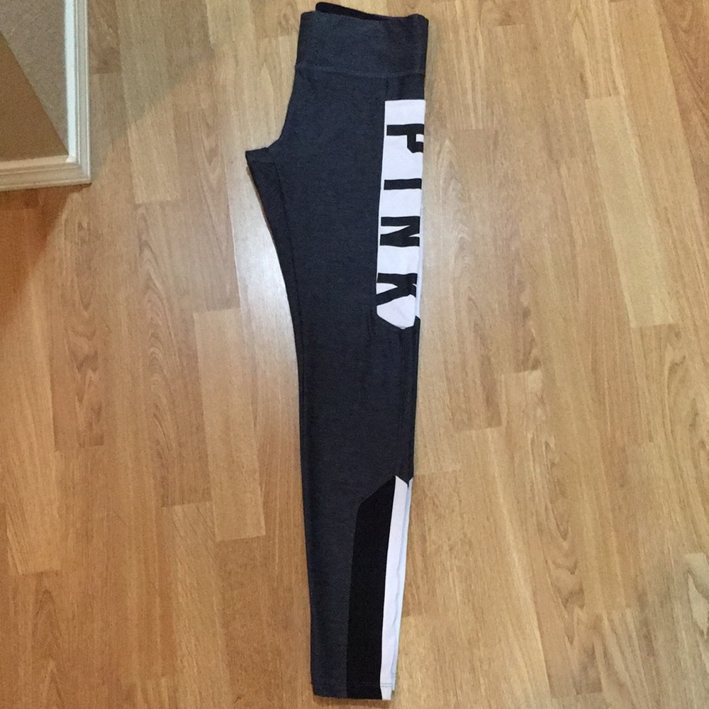 Small Pink 3/4 leggings